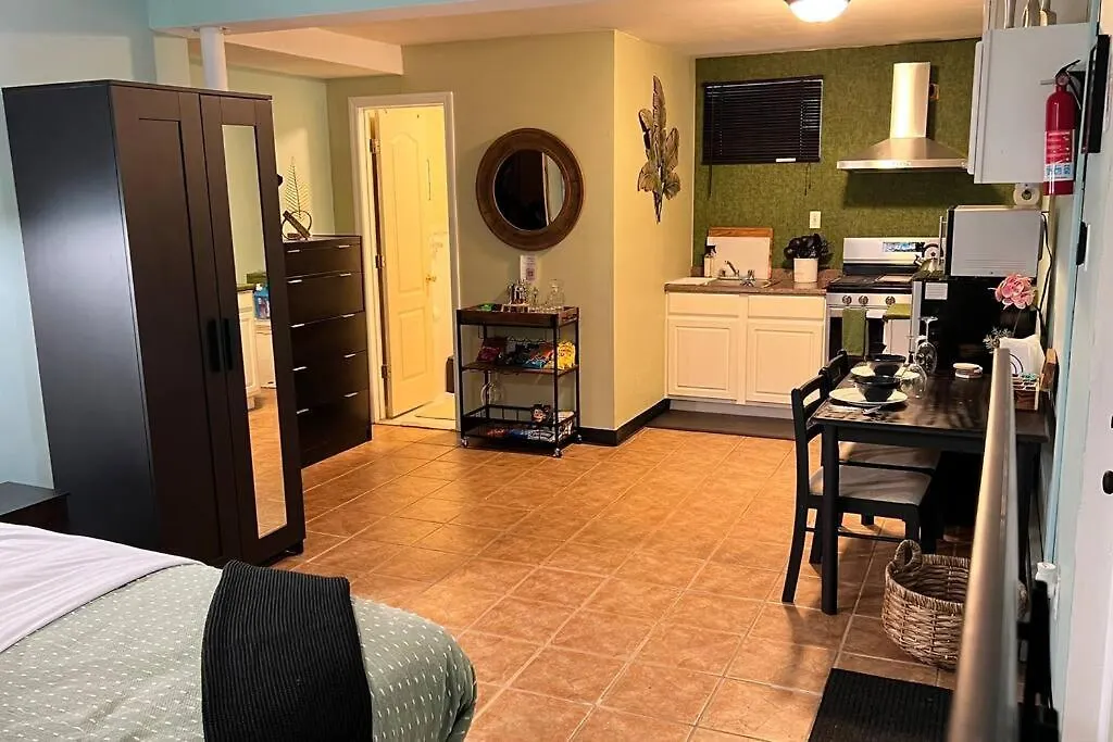 Tropical Oasis-Private Studio-Near Jfk Apartment New York