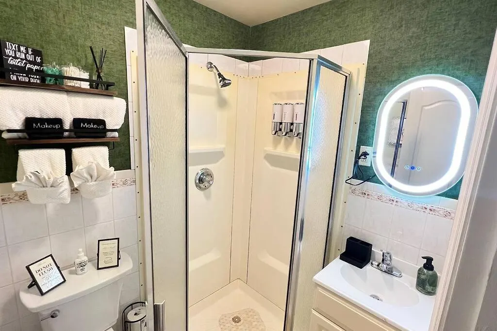 Tropical Oasis-Private Studio-Near Jfk Apartment New York United States