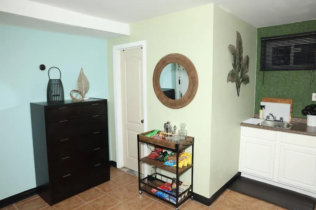 Tropical Oasis-Private Studio-Near Jfk Apartment New York 0*,