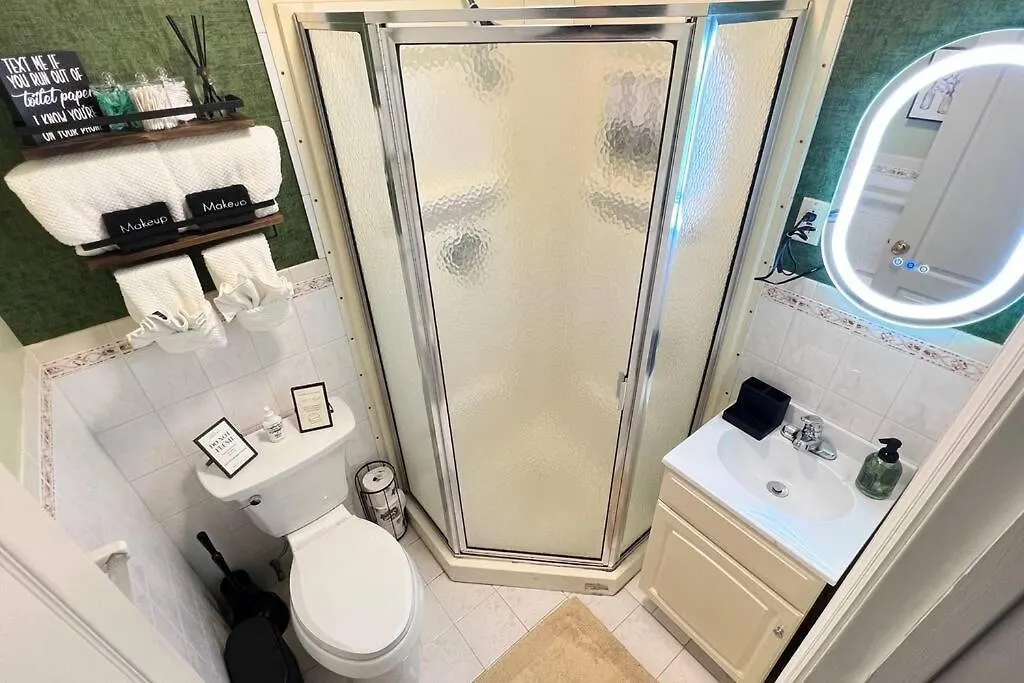 Tropical Oasis-Private Studio-Near Jfk Apartment New York